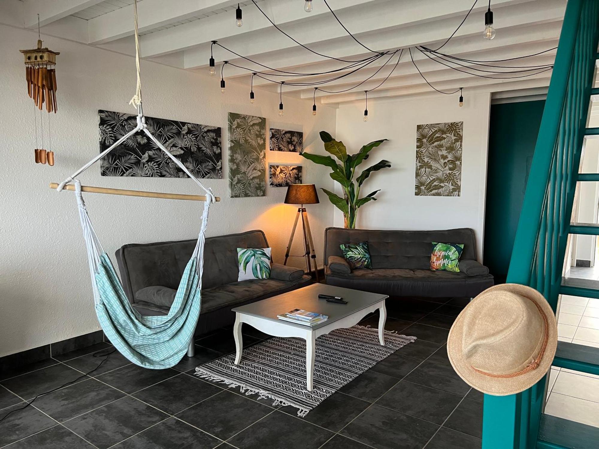 Appartement Spacieux Au Village Du Flamboyant Baie Nettle エクステリア 写真